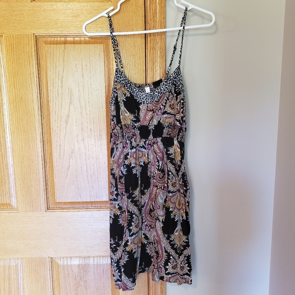 Xhilaration Dresses & Skirts - Xhilaration Dress